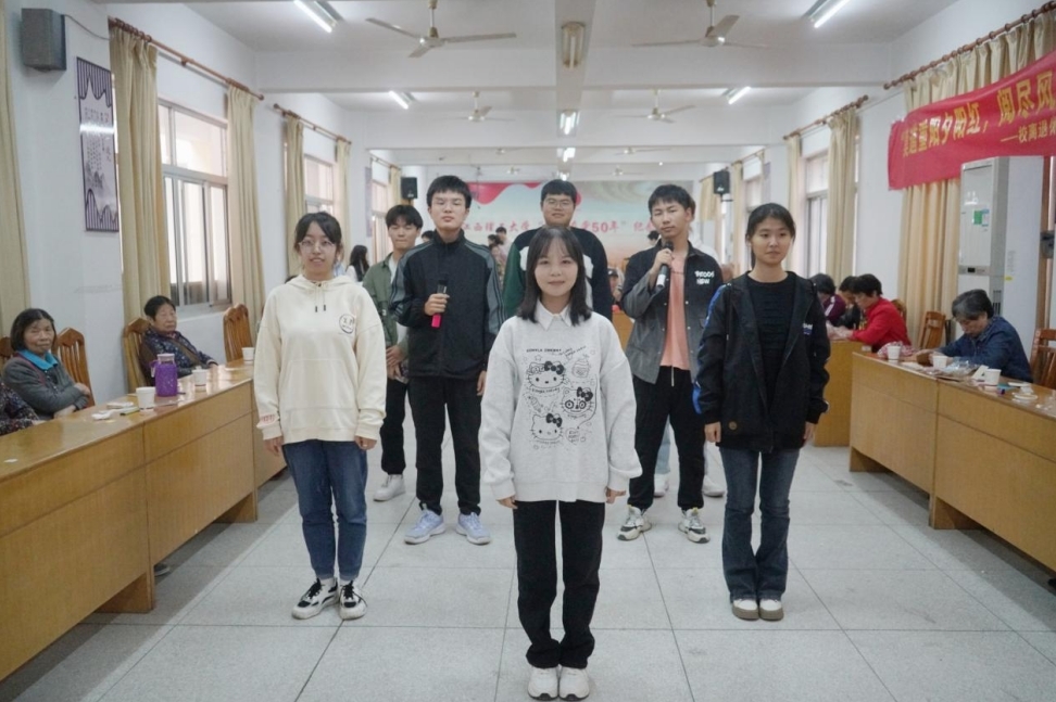 完美网页版:情系重阳 暖心关怀 完美网页版:情系重阳 暖心关怀