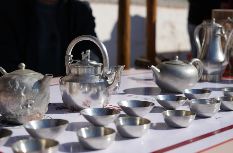 完美网页版赴上犹县平富乡开展多元文化探寻活动